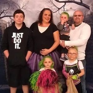 Meet your Posher, Sheila